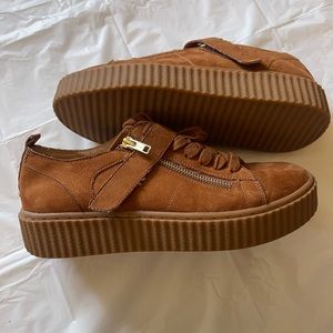Nine West BUCKLE UP brown platform sneaker size 9